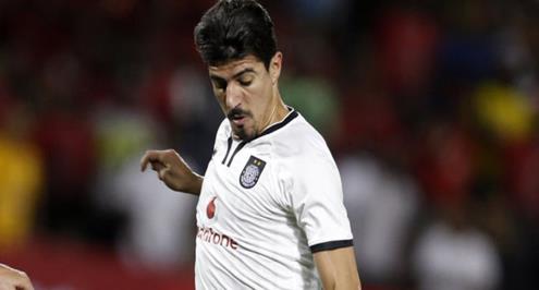 10 أهداف في مباراتين.. بغداد بونجاح ماكينة أهداف الدوري القطري